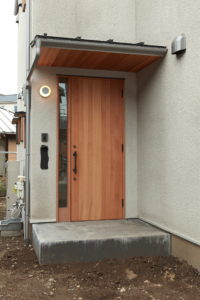 真南に向いた斜めの家